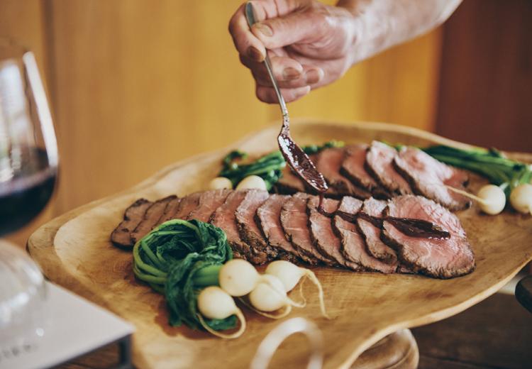 UNWEDDING 中之島(アンウェディング 中之島)。料理。産地や品質を厳選したこだわりの食材を活かしたメニュー