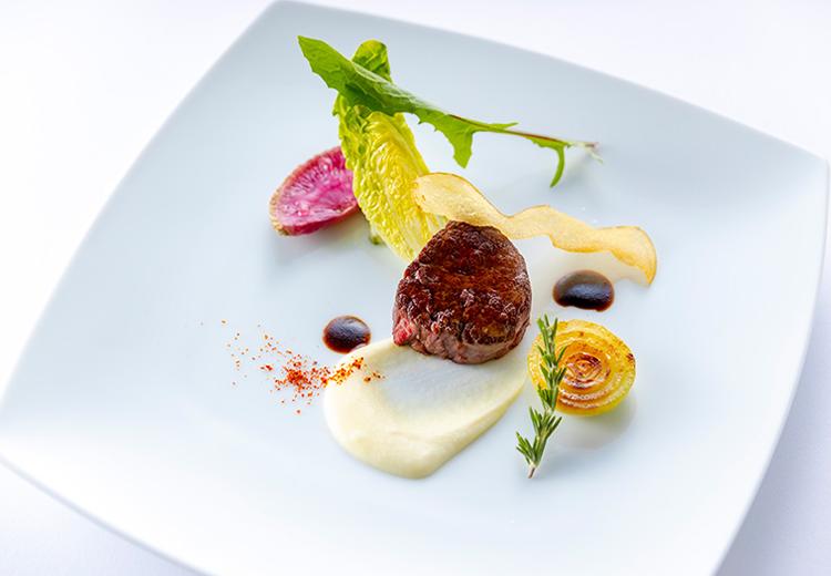 Mille Anges(ミル・アンジュ)。料理。一皿一皿に心を込めたシェフこだわりのメニュー