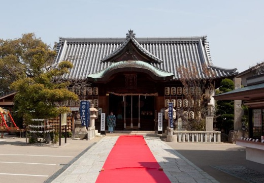 柿本神社。挙式会場。愛妻家でもあった人麿公を「夫婦和合の神」として祀っています