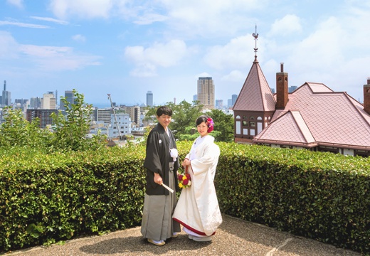 神戸北野天満神社。港町・神戸の大パノラマを望む贅沢なロケーション