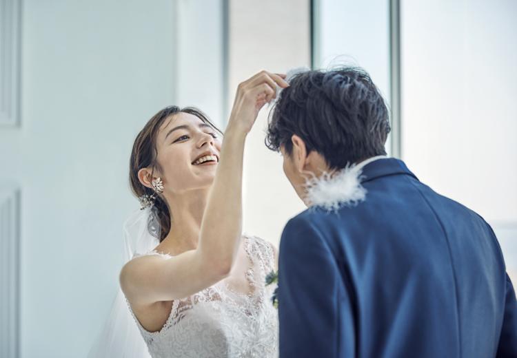 ララシャンス KOBE(ララシャンス 神戸)。挙式会場。挙式のスタイルは、厳かな教会式とカジュアルな人前式に対応