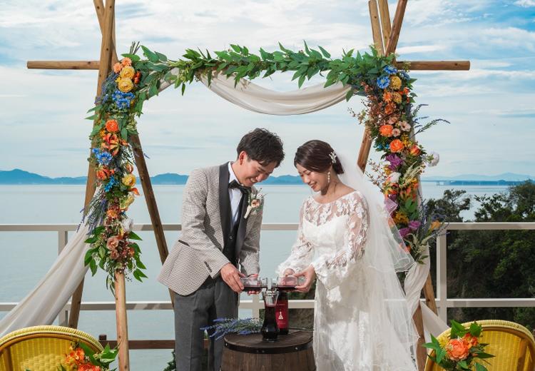 TRATTORIA amarancia（トラットリア アマランチャ）。挙式会場。ワインを使った挙式演出はイタリアンレストランならでは