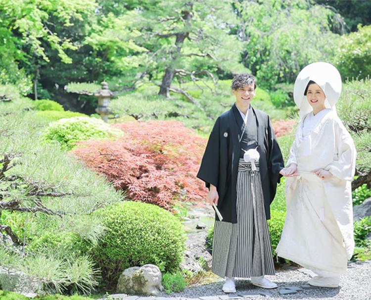 京都洛東迎賓館（国登録有形文化財）。アクセス・ロケーション。敷地内にある季節の表情を楽しめる自然豊かな日本庭園