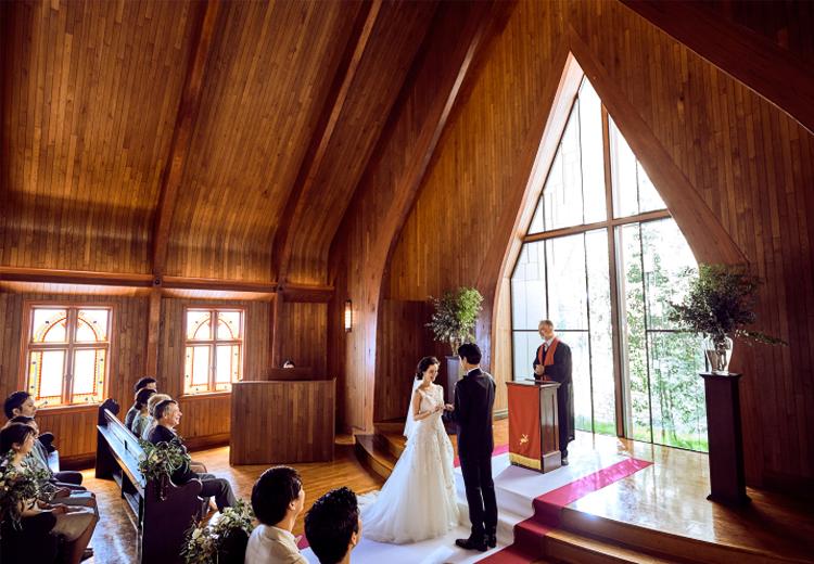 京都ノーザンチャーチ北山教会。演出・小物。細部までこだわり抜かれたドレスが花嫁を彩ります