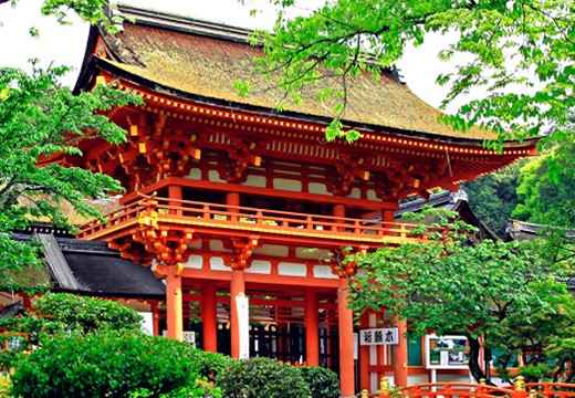 京都ブライトンホテル。挙式会場。近隣には本格的な神前式が叶えられる神社が多数あります