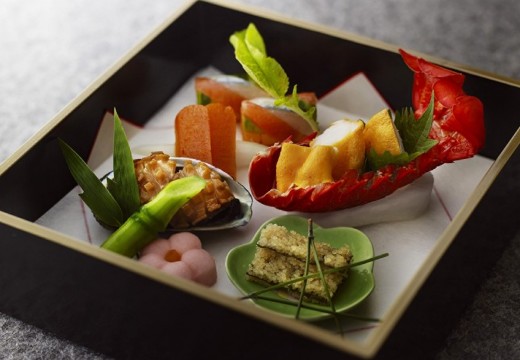 京都 東急ホテル。料理。素材のおいしさをシンプルに生かした日本料理も人気