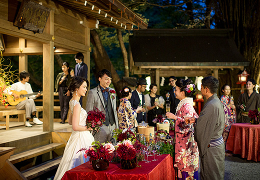 貴布禰総本宮 貴船神社。境内を貸切にしてパーティーが出来る、日本でも数少ない神社