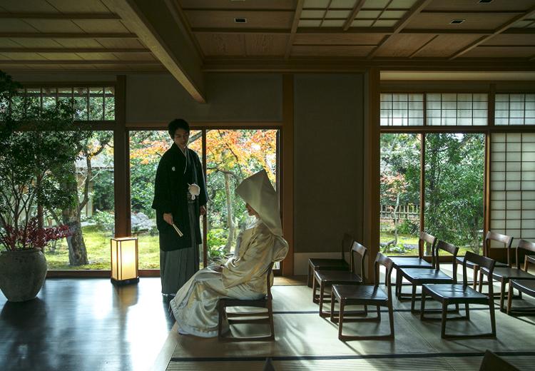 レストランひらまつ 高台寺。挙式会場。自然美あふれる庭園は、季節によってさまざまな表情を楽しめます