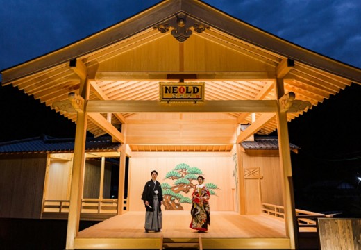 ハルヒウエディング。挙式会場。奈良の能楽堂でのお忍びウエディングも可能。非現実的な空間です