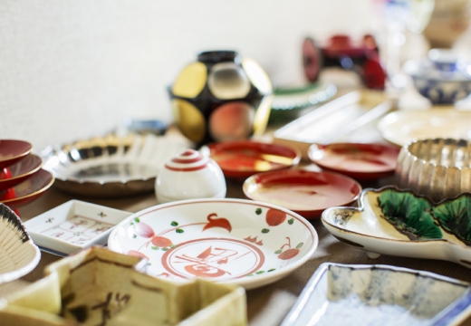 The KIKUSUIRO narapark（菊水楼）。料理。料理や季節に合わせて特別な器で提供できるのもこちらの魅力