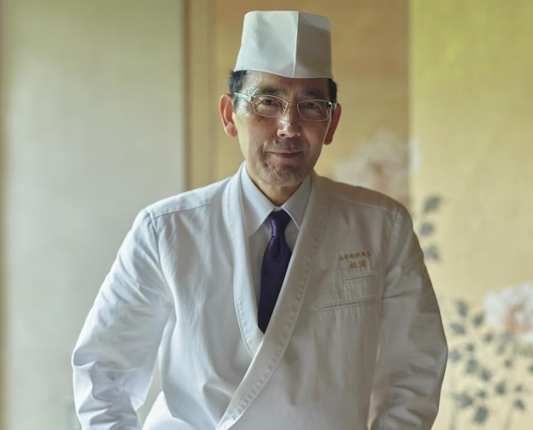 The KIKUSUIRO narapark(菊水楼)。スタッフ。世代を超えて愛される料理を提供する名誉総料理長の松浦氏