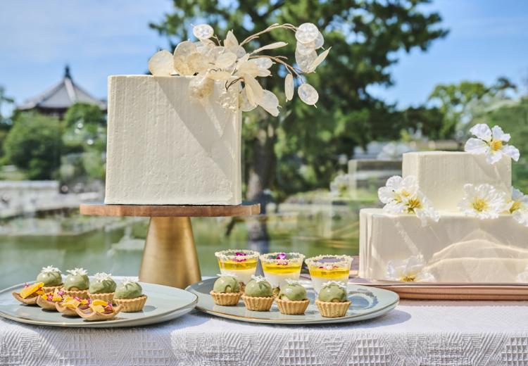 KOTOWA 奈良公園 Premium View(コトワ 奈良公園 プレミアム ビュー)。料理。オリジナルウェディングケーキはふたりの思いや式のテーマを表現