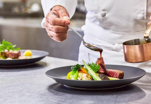 リーセントカルチャーホテル（FIVESTAR WEDDING）。料理。シェフの繊細なセンスを感じられる美しい盛り付け