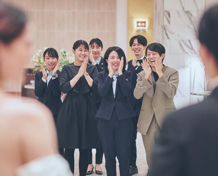リーセントカルチャーホテル（FIVESTAR WEDDING）。スタッフ。ふたりの一生に一度の想い出のためにサポートしてくれるスタッフ