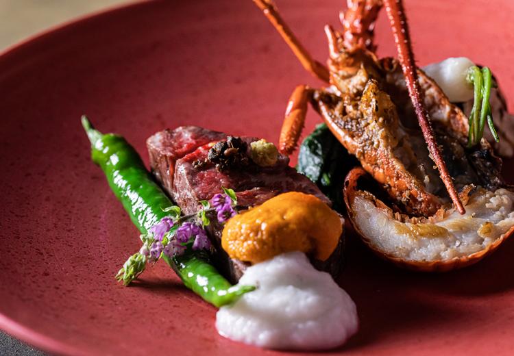 ヴェルジェくらしき(FIVESTAR WEDDING)。料理。新鮮な魚介類を用いた、世代問わず喜ばれる造り