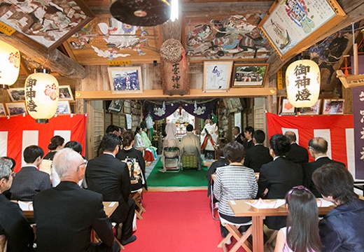 ホテルリマーニ。挙式会場。提携の『牛窓神社』には、50名まで収容できます