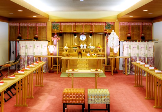 岡山国際ホテル。挙式会場。厳かな神前式を挙げられる『瑞祥殿』は、40名まで列席できます