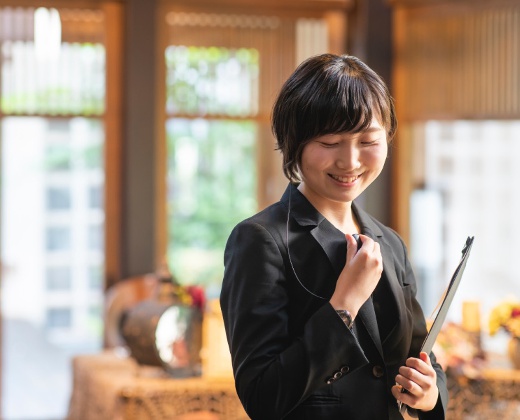 The 華紋(ザ カモン)。スタッフ。スタッフと力を合わせて、最高の一日をつくってくれるプランナー