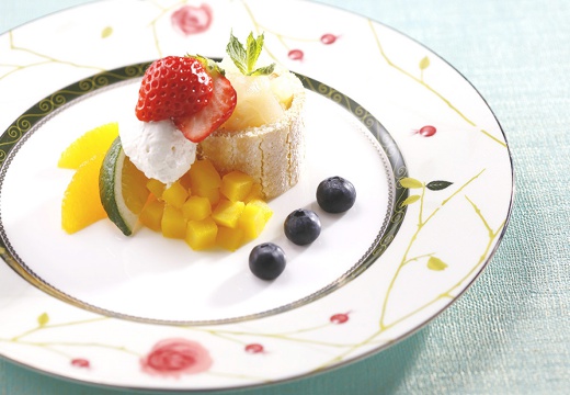 倉敷セレスト教会。料理。季節の果物がたっぷりのスイーツは、世代問わず喜んでもらえます