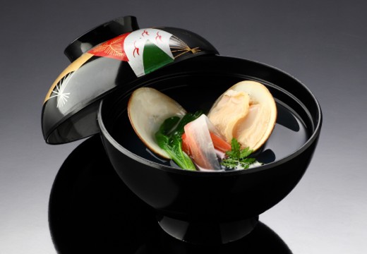 ホテル メルパルクHIROSHIMA（ホテル メルパルク広島）。料理。縁起の良い蛤の椀物。香りが高く、繊細な味わいです