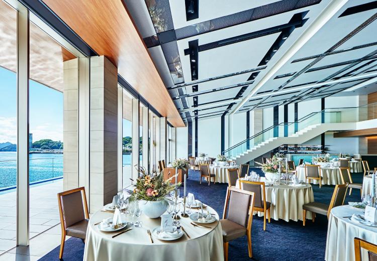 W the Bride’s Suite(ダブリュー ザ ブライズ スイート)。披露宴会場。オーシャンビューのパーティー会場。最大130名まで収容可能