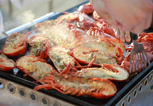 Accueillir 風彩の森迎賓館(アクイール)。料理。みんなでカジュアルに楽しむならBBQもおすすめ
