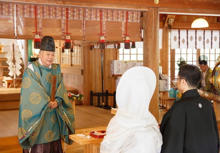 出雲國一之宮 熊野大社。互いに尊敬しあいながら平和な家庭を作ることを御神前に誓います