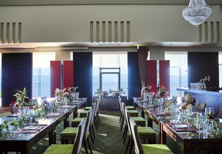 Restaurant & Wedding LAUT(レストラン&ウエディング ラウ)