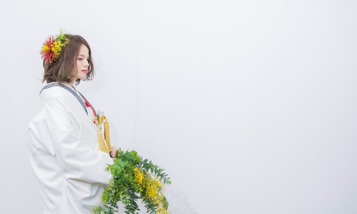 jasmin(ジャスミン)。演出・小物。現代性を巧みに取り入れたスタイリッシュなデザインの和装も用意されています