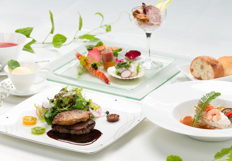 エンフィレール出雲。料理。オリジナリティを表現できるオーダーメイドのコースも用意可能