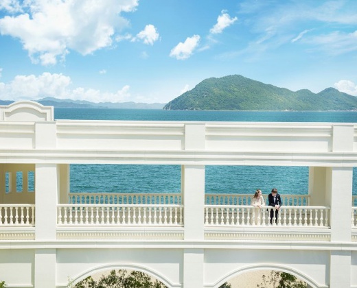 アールベルアンジェ高松。アクセス・ロケーション。瀬戸内海と島々を眺めながら、優雅な時間を過ごせます