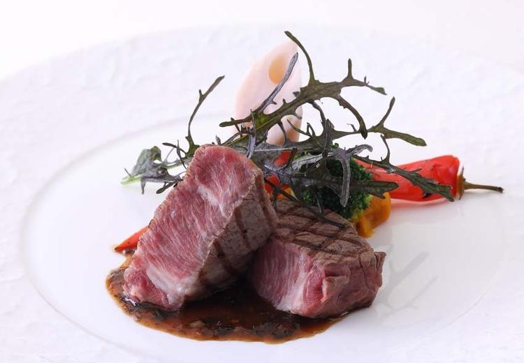 プレミアホテル門司港(旧 門司港ホテル)。料理。アレルギー対応も万全。ゲストも安心して料理を楽しめます