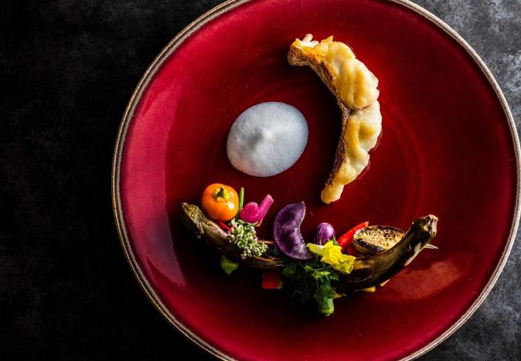 HOTEL NEW OTANI HAKATA(ホテルニューオータニ博多)。料理。ふたりのリクエストを盛り込んだオリジナルの料理にも対応可能