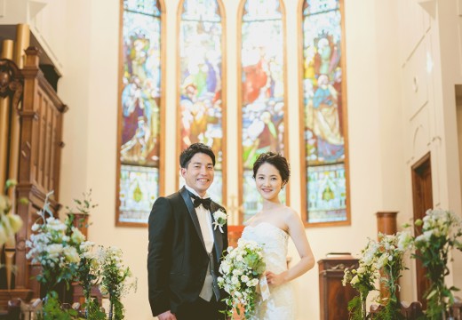 レストランMORI(レストランモリ)。挙式会場。提携の本格的な教会でも式を挙げることができます
