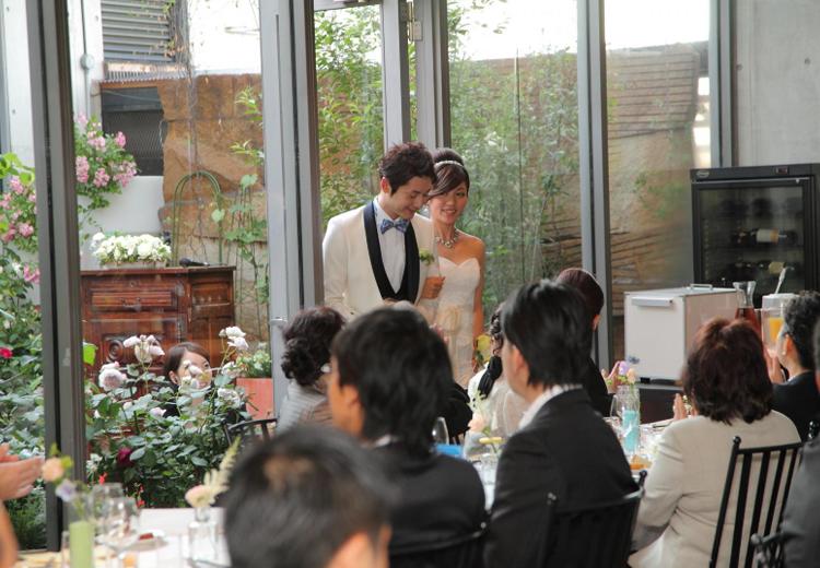 il Cortile（イルコルティーレ）。披露宴会場。緑豊かな中庭から新郎新婦が入場する演出も可能です