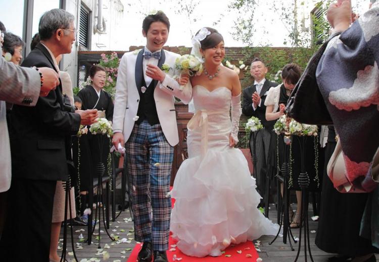 il Cortile（イルコルティーレ）。挙式会場。新郎新婦退場時には華やかなフラワーシャワーの演出が可能