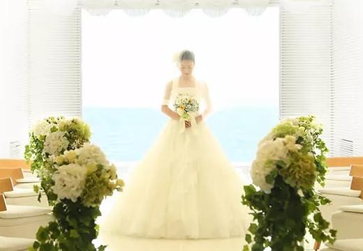 ぶどうの樹（海のウェディング）