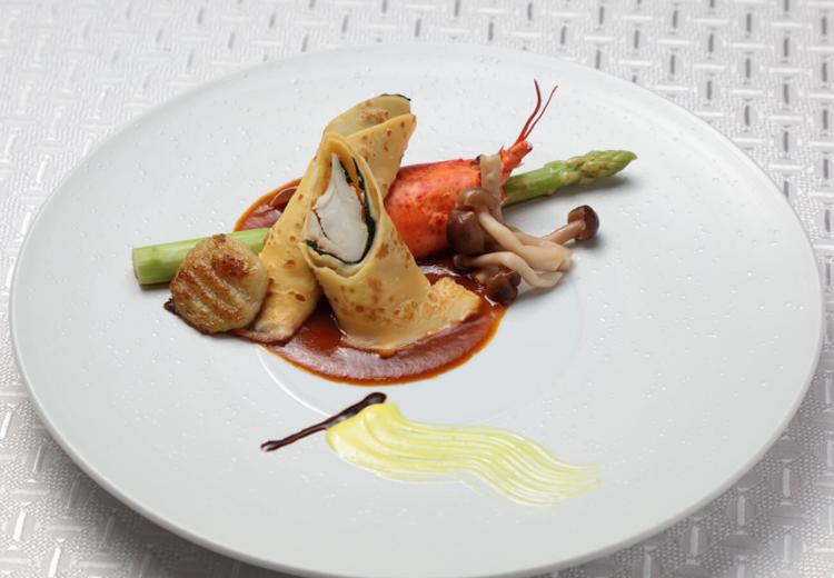 ホテルフラッグス 諫早。料理。素材の良さを活かした調理法で、記憶に残る一皿を作ってくれます