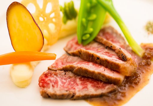 SETRE Glover’s house NAGASAKI（セトレ グラバーズハウス長崎）。料理。やわらかな食感と、芳醇な味わいを堪能できる肉料理