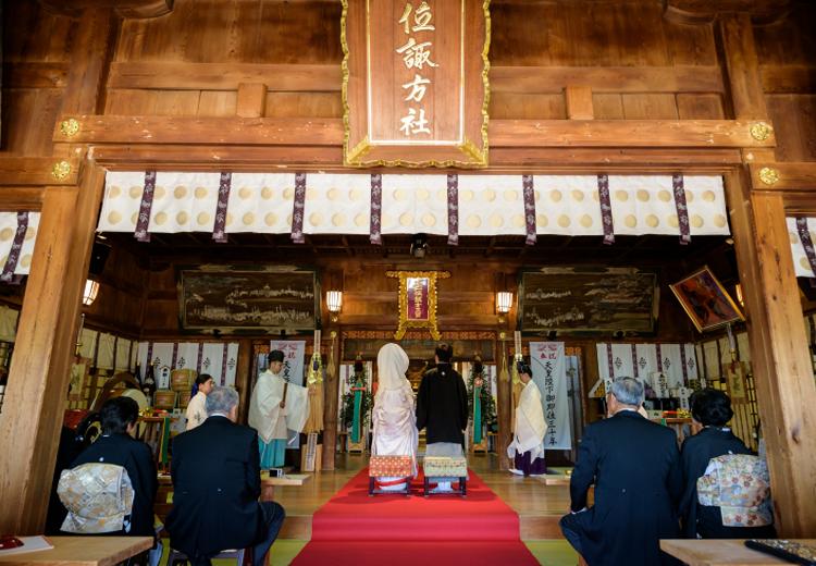 SETRE Glover’s house NAGASAKI(セトレ グラバーズハウス長崎)。挙式会場。『諏訪神社』では、家族と家族の絆を結ぶ神前式を実現