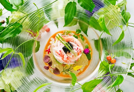 クラシカ ベイ クオーレ。料理。彩り豊かな盛り付けに、ゲストの食欲も高まります