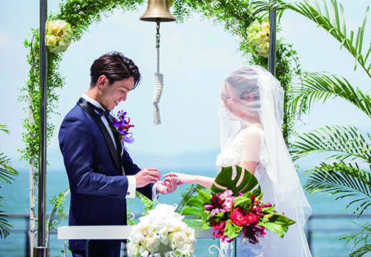 湯の児 海と夕やけ。挙式会場。潮風が気持ちいいガーデンチャペルで愛を誓います