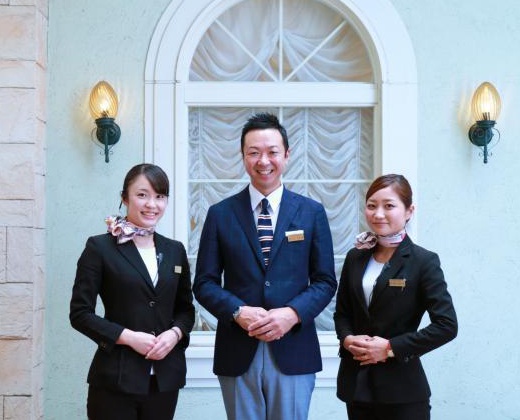 ラヴィアンシェリー SWEET&CLASSIC(ラヴィアンシェリー スイート&クラシック)。スタッフ。わからないことがあれば丁寧に教えてくれる経験豊富なプランナー
