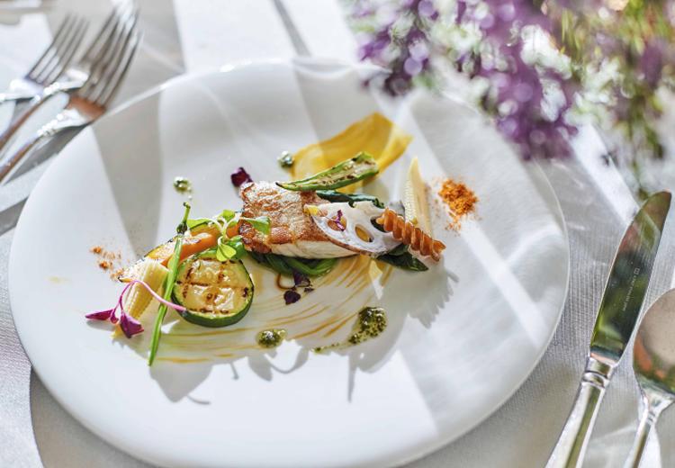 翠楓シーズンズテラス。料理。ふたりの思い出や好きな食材を使ったオリジナルメニューも実現