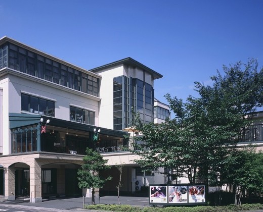 TO THE HERBS（トゥザハーブズ）。アクセス・ロケーション。二人とゲストだけの貸切にして寛ぎの時間を過ごすことができます