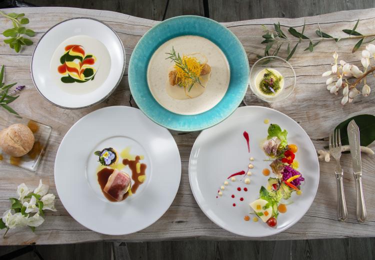 Auberge 皿の上の自然(オーベルジュ 皿の上の自然)。美味しさだけでなく、五感で楽しめるよう工夫された料理の数々