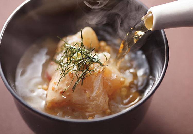 サウスゲートホテル沖縄。料理。和テイストの料理は幅広い世代のゲストに親しみやすく喜ばれそう