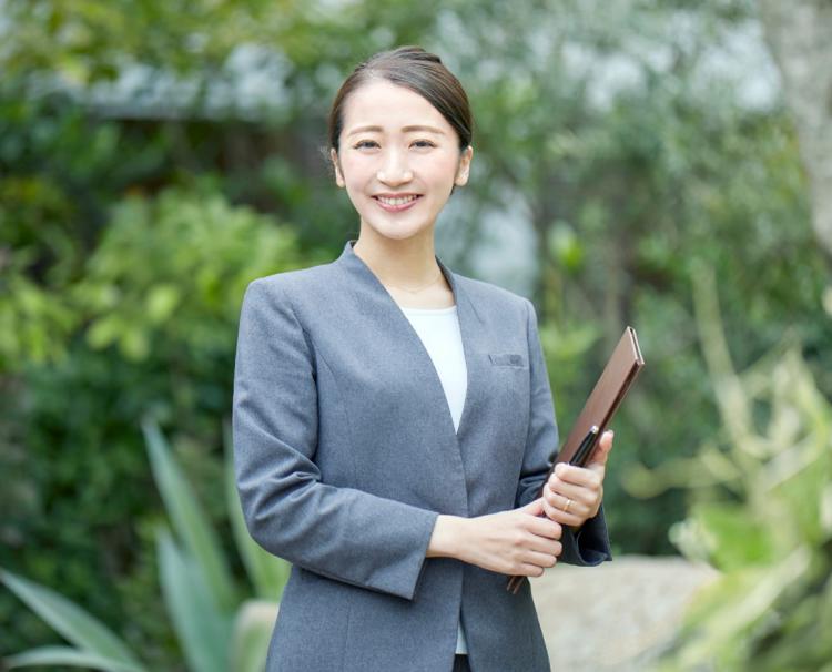 ザ・ビーチテラス ホテルアオ石垣。スタッフ。プランナーと現地スタッフの丁寧なサポートで新郎新婦も安心