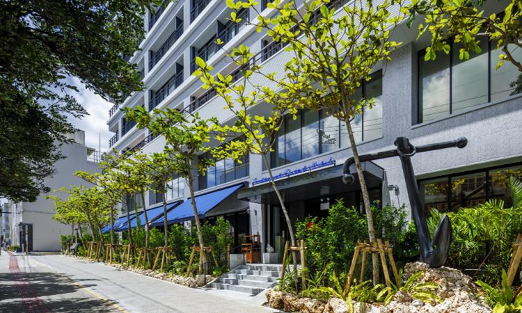 サウスウエストグランドホテル。アクセス・ロケーション。那覇のメインストリートである国際通りへは徒歩1分という近さです