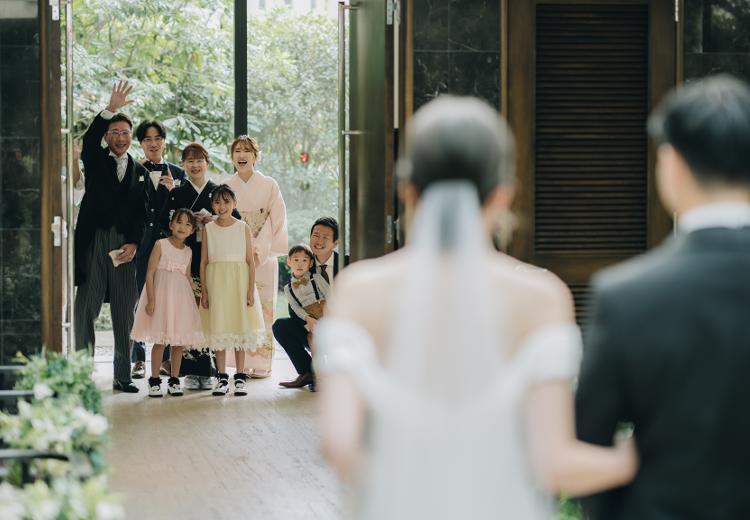 サウスウエストグランドホテル。挙式会場。家族だけの時間を過ごせるファミリーミートが叶います